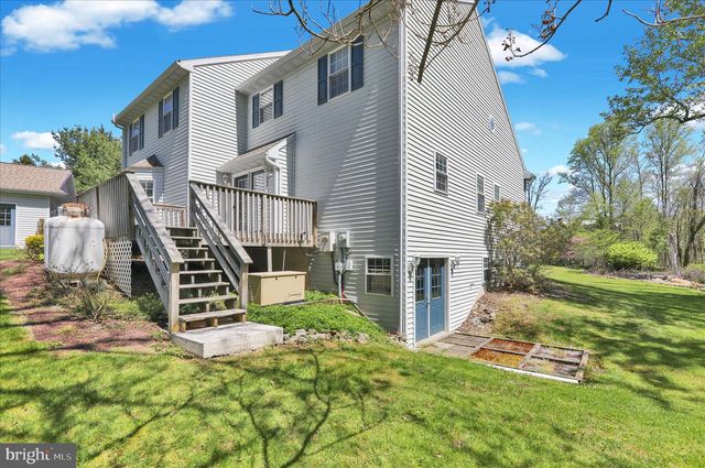 10 SHANNON CT, Oley, PA 19547