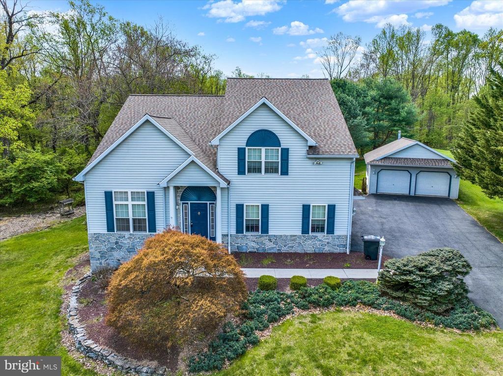 10 SHANNON CT, Oley, PA 19547