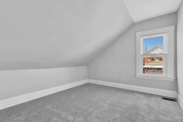 2001 Dana Avenue, Cincinnati, OH 45207