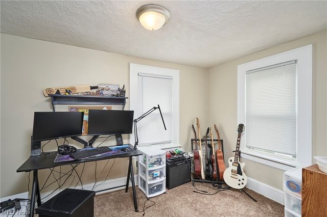 461 Newell Avenue, Akron, OH 44305