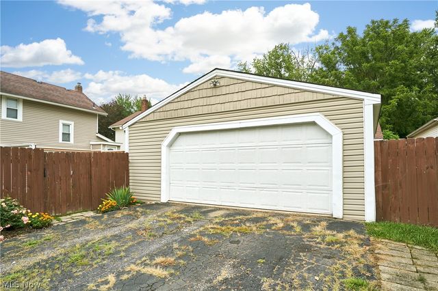 461 Newell Avenue, Akron, OH 44305
