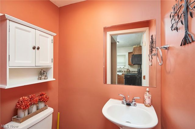 461 Newell Avenue, Akron, OH 44305
