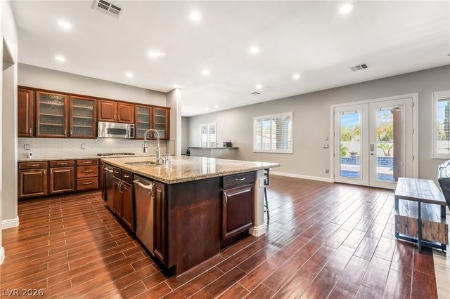 9796 Jamies Jewel Way, Las Vegas, NV 89149
