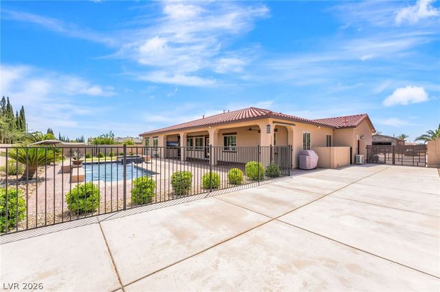 9796 Jamies Jewel Way, Las Vegas, NV 89149