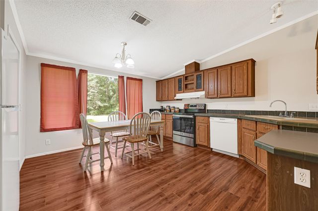 111 County Road 3379, Cleveland, TX 77327