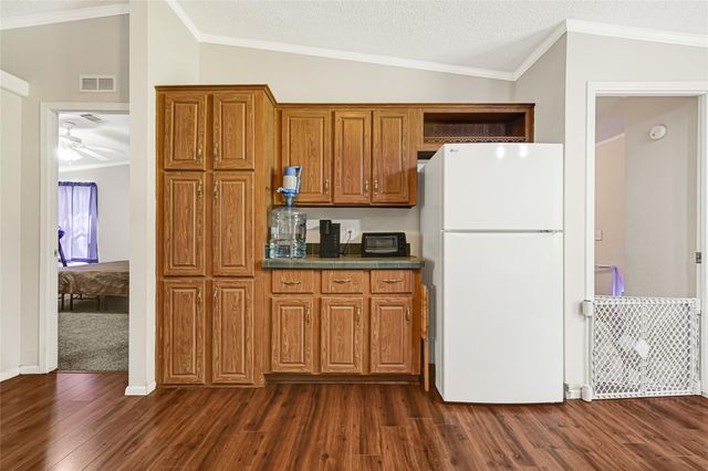 111 County Road 3379, Cleveland, TX 77327
