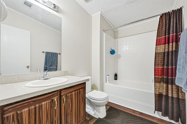 111 County Road 3379, Cleveland, TX 77327