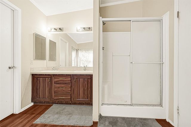 111 County Road 3379, Cleveland, TX 77327