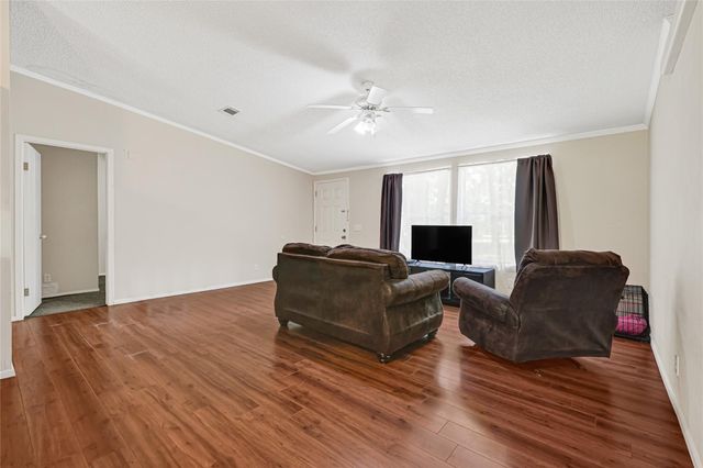 111 County Road 3379, Cleveland, TX 77327