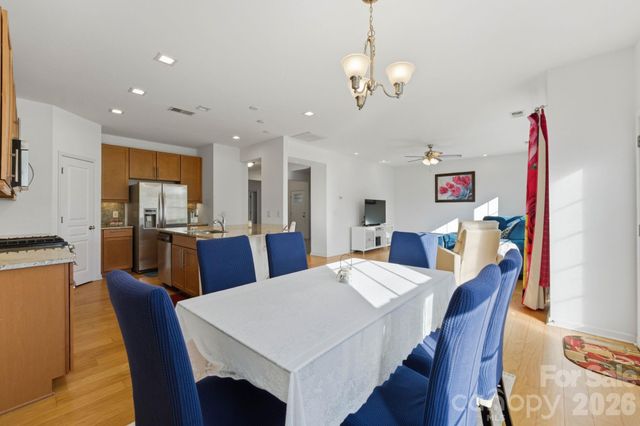 4418 Forest Gate Lane, Charlotte, NC 28270