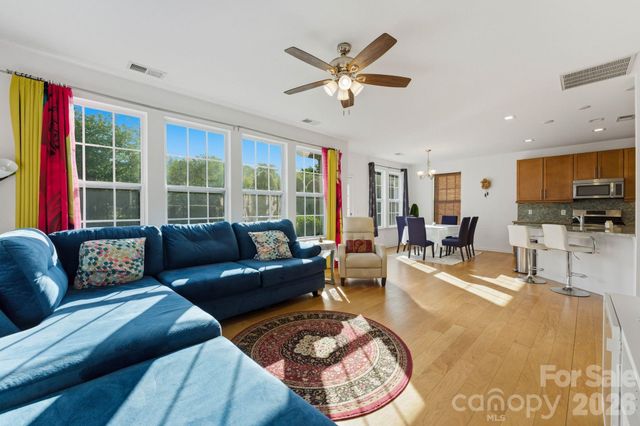 4418 Forest Gate Lane, Charlotte, NC 28270