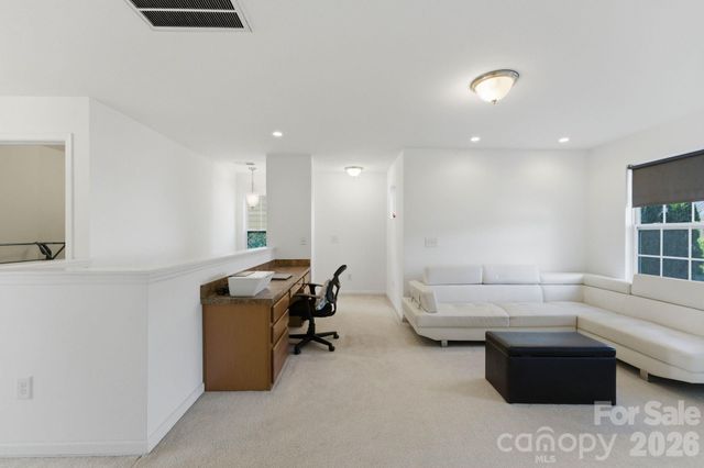 4418 Forest Gate Lane, Charlotte, NC 28270