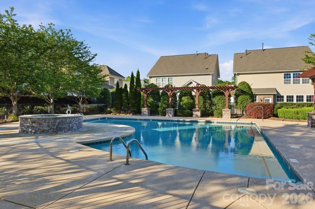 4418 Forest Gate Lane, Charlotte, NC 28270