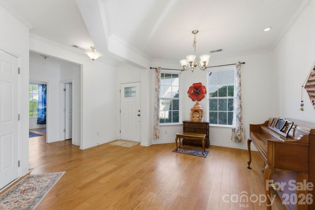 4418 Forest Gate Lane, Charlotte, NC 28270