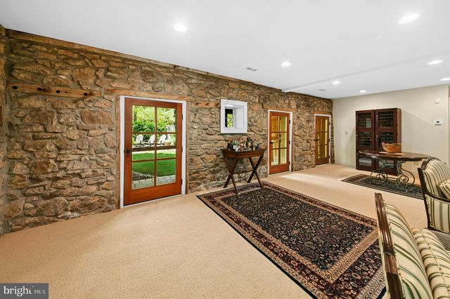 4641 OLD BETHLEHEM PIKE, Bethlehem, PA 18015