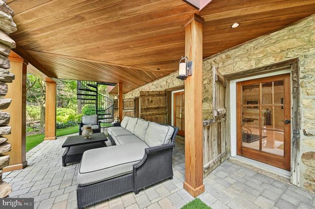 4641 OLD BETHLEHEM PIKE, Bethlehem, PA 18015