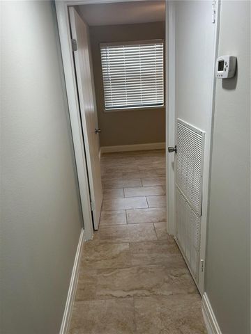 7633 DOLONITA DRIVE 7633, Tampa, FL 33615