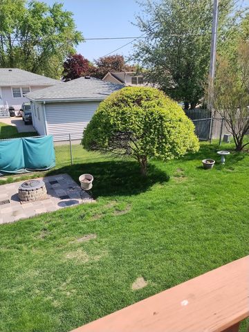 3637 42nd Drive, Highland, IN 46322
