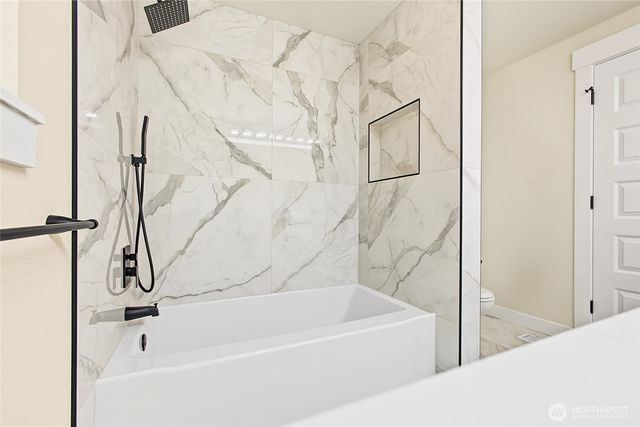 31222 22nd Avenue SW, Federal Way, WA 98023