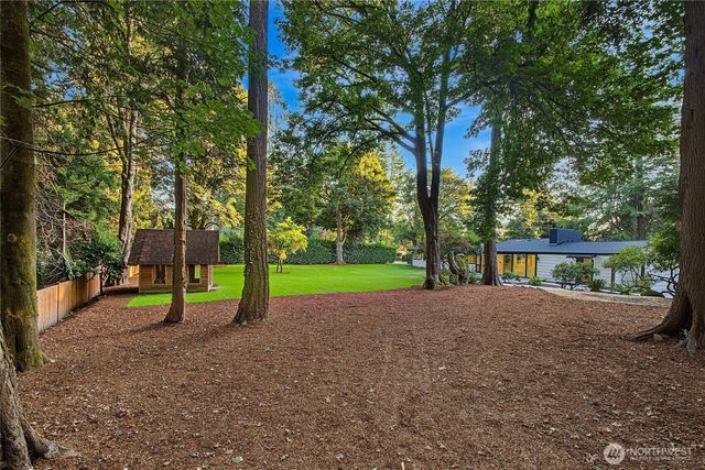 31222 22nd Avenue SW, Federal Way, WA 98023