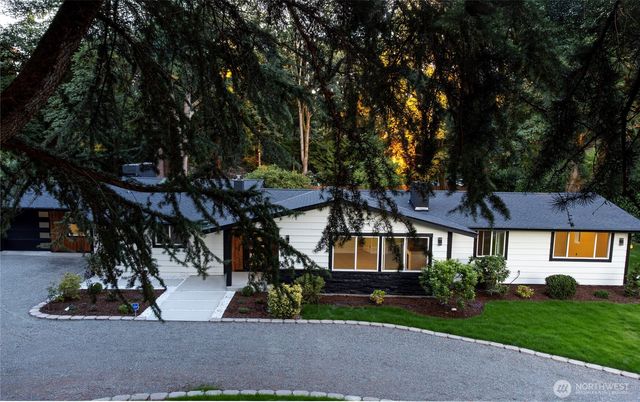 31222 22nd Avenue SW, Federal Way, WA 98023