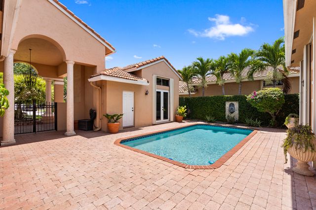 16429 NW 16th Street, Pembroke Pines, FL 33028