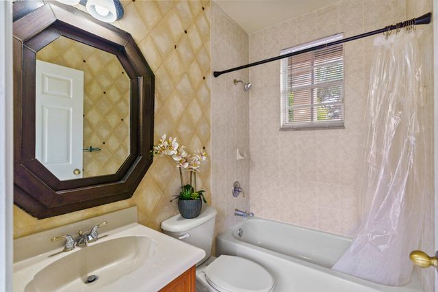 16429 NW 16th Street, Pembroke Pines, FL 33028
