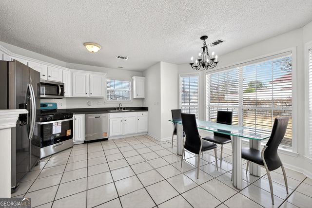 568 Ransom Way, Stockbridge, GA 30281