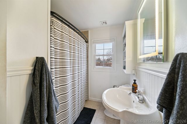 4243 Riverside Drive, Tulsa, OK 74105