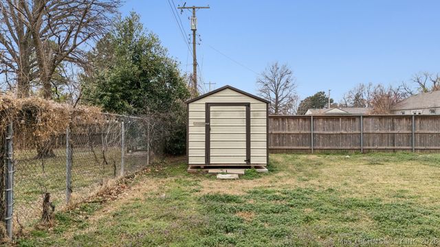 4243 Riverside Drive, Tulsa, OK 74105