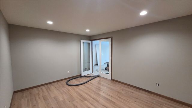 219 McCarran Avenue NE, Cedar Rapids, IA 52402