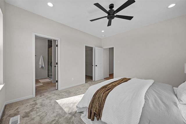 219 McCarran Avenue NE, Cedar Rapids, IA 52402