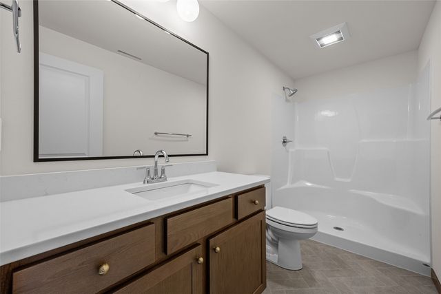 219 McCarran Avenue NE, Cedar Rapids, IA 52402