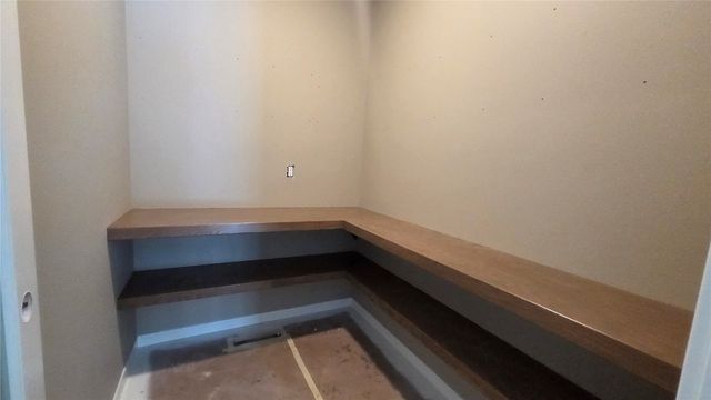 219 McCarran Avenue NE, Cedar Rapids, IA 52402