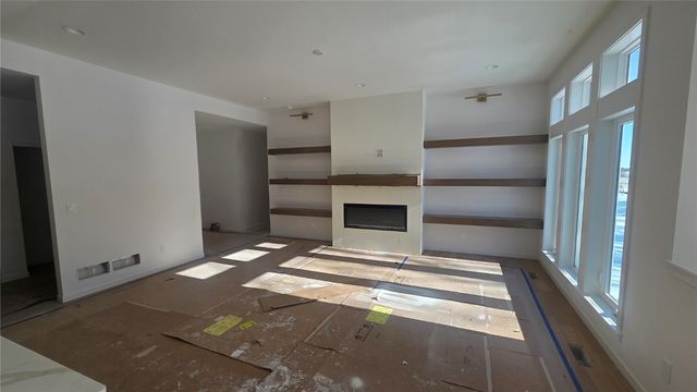 219 McCarran Avenue NE, Cedar Rapids, IA 52402