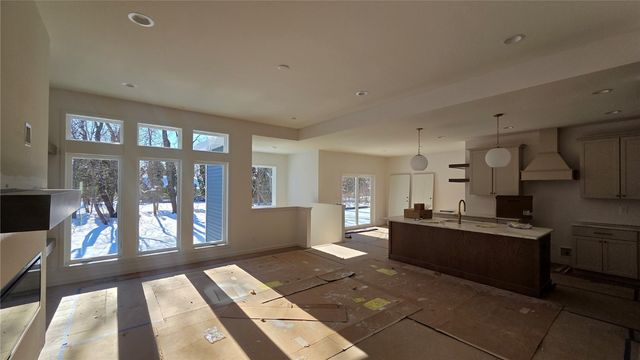 219 McCarran Avenue NE, Cedar Rapids, IA 52402