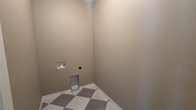 219 McCarran Avenue NE, Cedar Rapids, IA 52402