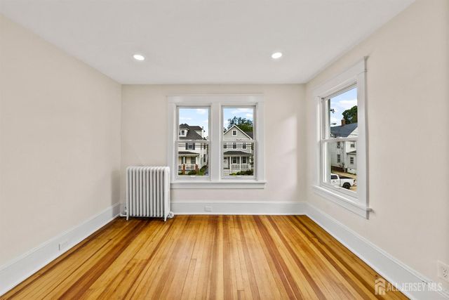 40 Richter Avenue, Milltown, NJ 08850