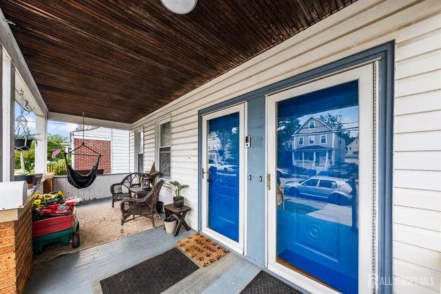 40 Richter Avenue, Milltown, NJ 08850