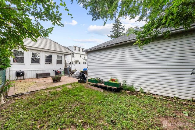 40 Richter Avenue, Milltown, NJ 08850