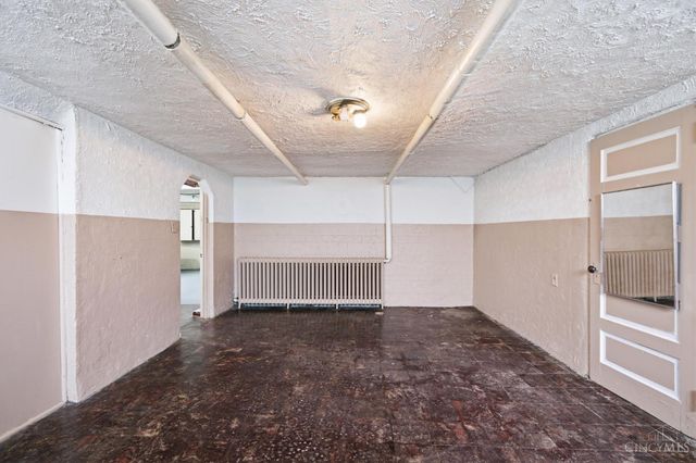 3712 Bonfield Drive, Cincinnati, OH 45220