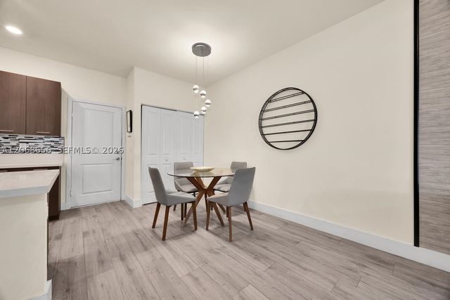 4691 NW 83rd Pkwy, Doral, FL 33166