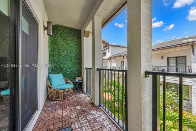 4691 NW 83rd Pkwy, Doral, FL 33166