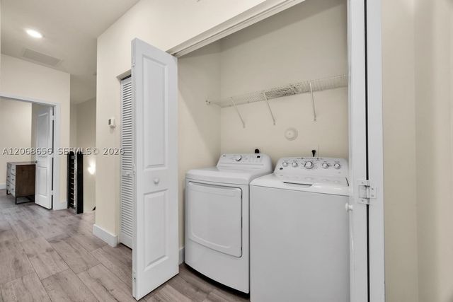 4691 NW 83rd Pkwy, Doral, FL 33166