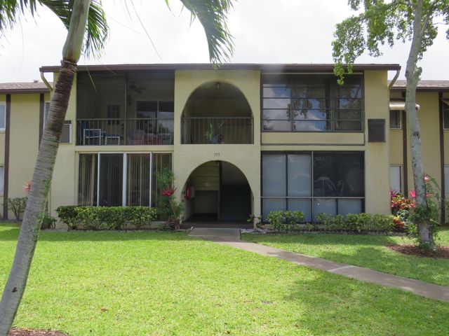 335 Pine Ridge Circle D-1, Greenacres, FL 33463
