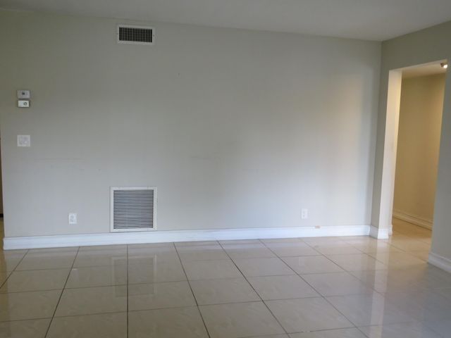 335 Pine Ridge Circle D-1, Greenacres, FL 33463