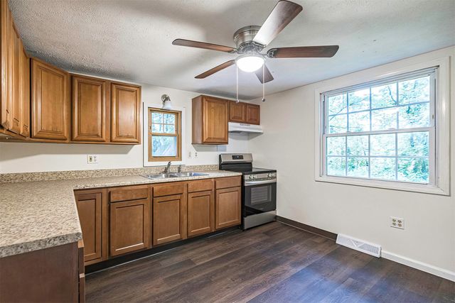 2516 DOWNING Avenue, Erie, PA 16510