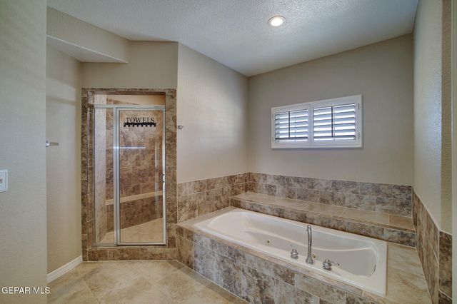 1337 EMERALD GATE Lane, El Paso, TX 79936