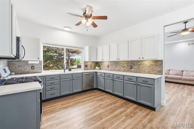 1387 Norwood Hills Drive, O'fallon, MO 63366