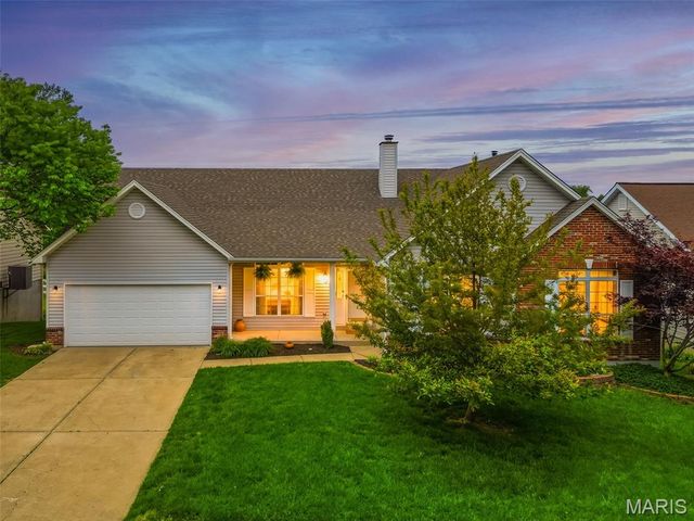 1387 Norwood Hills Drive, O'fallon, MO 63366